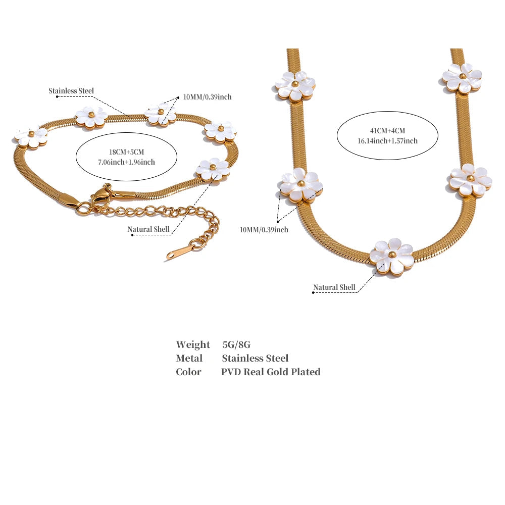 FLORAL EMBRACE- WHITE