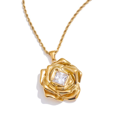 BOLD BEAUTY ROSE NECKLACE